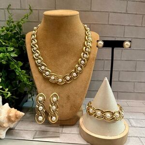 Pearl bead/gold jewelry set (4 pc)